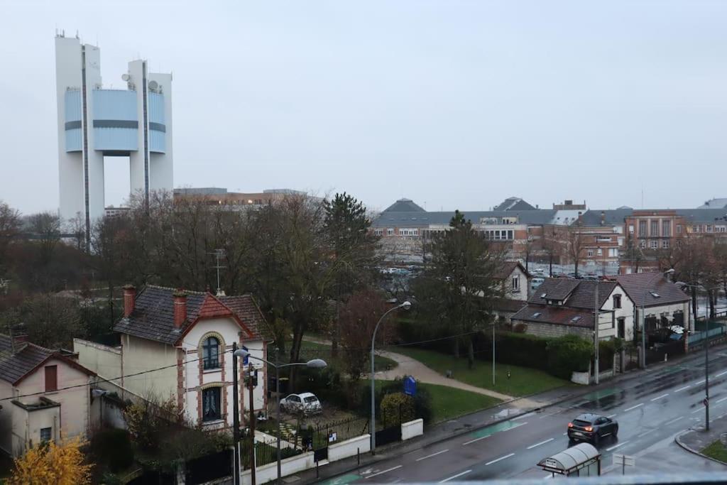 Secteur Hopital Universites Et Centre Sportif Saint-André-les-Vergers Kültér fotó