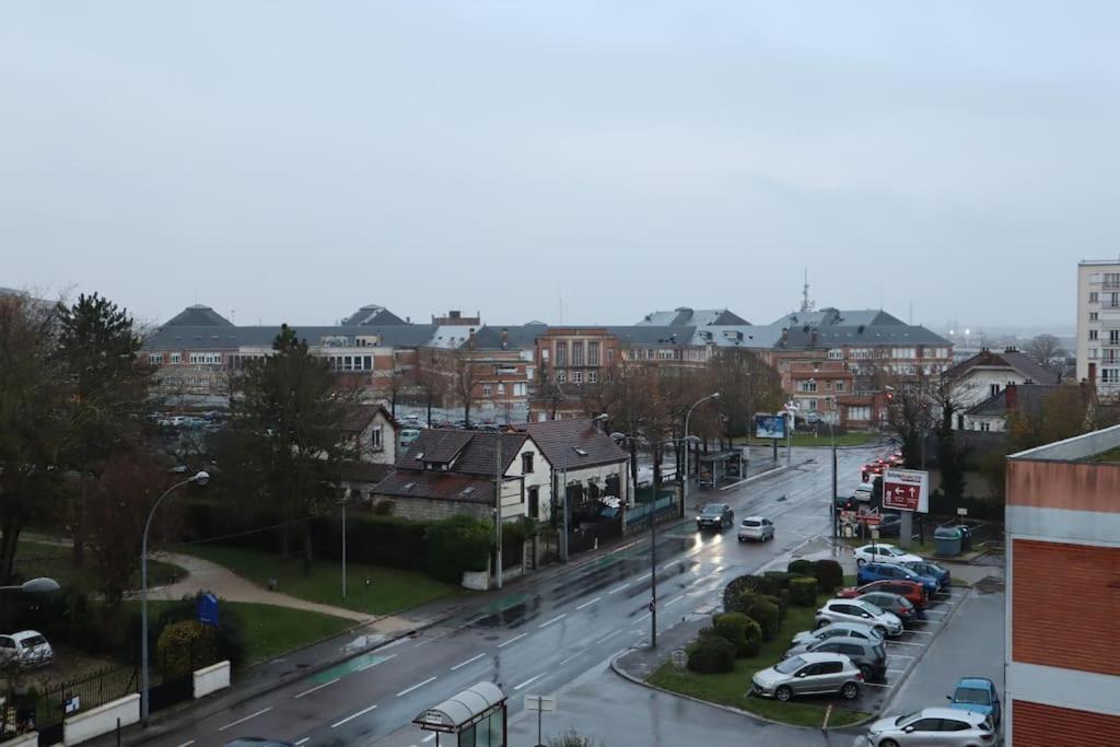 Secteur Hopital Universites Et Centre Sportif Saint-André-les-Vergers Kültér fotó
